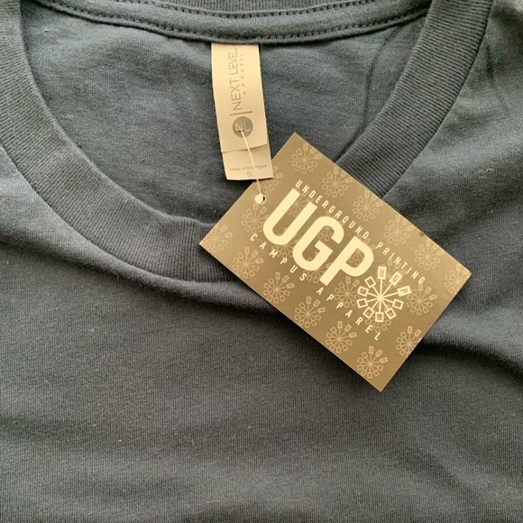 UofM Alumni Club of Greater SF T-Shirt — SMALL - Picture 7 of 8